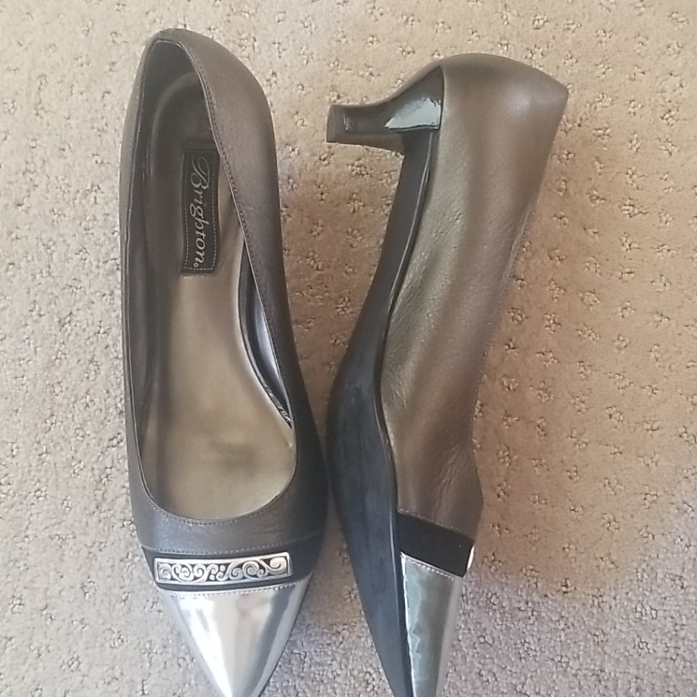 Brighton pumps